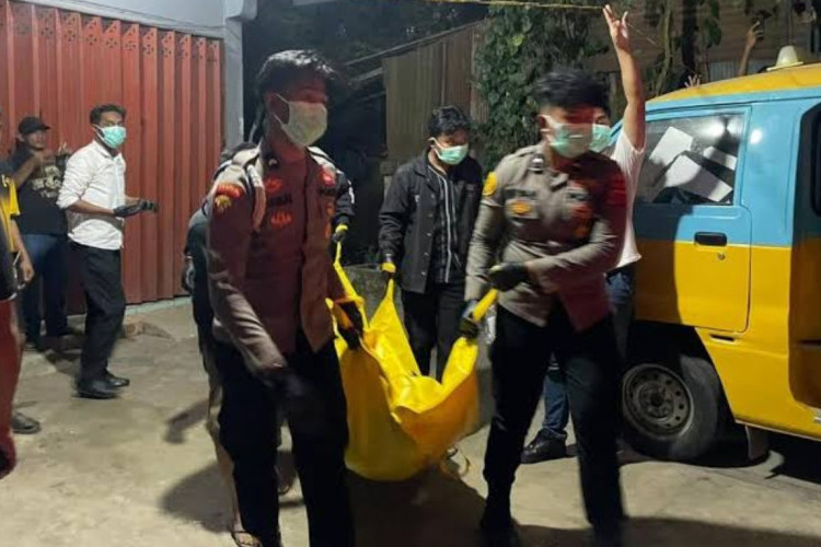 Wanita Tewas Gantung Diri di Kamar Kos Kutai Timur, Darah Mengalir dari Celah Pintu!