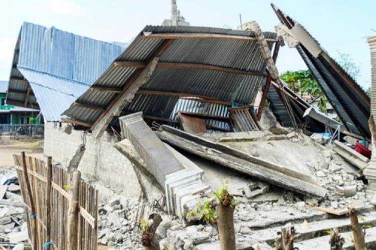  Deputi Bidang Geofisika BMKG Laporkan 3002 Kali Gempa Susulan di NTT, Korban Kini Terus Bertambah