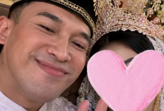 Anwar BAB Bagikan Foto di Pelaminan Bersama Seorang Wanita, Asli atau AI?
